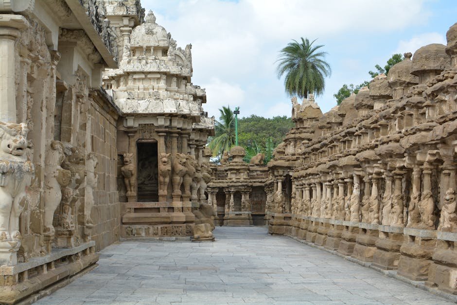 Discover the historic Kailasanathar Temple, an ancient architectural marvel in Kanchipuram, India.